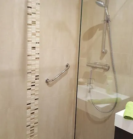 Apartment Tuenderlak Vendeghaz Balatonfured