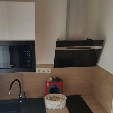 Apartment Tuenderlak Vendeghaz *