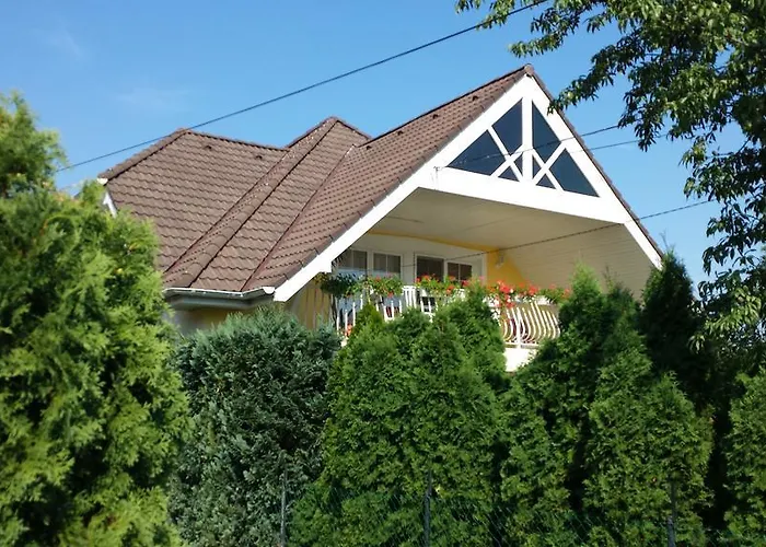 Apartament Tuenderlak Vendeghaz