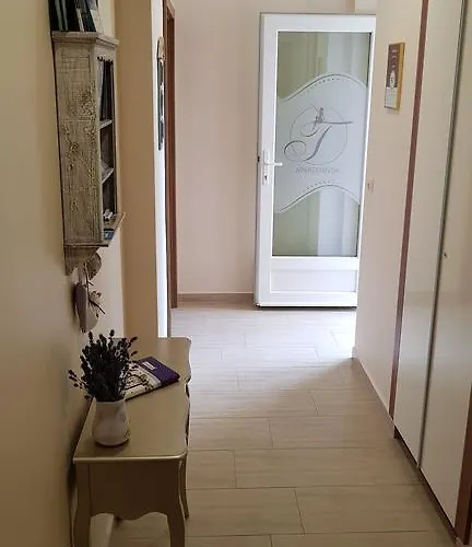 Tuenderlak Vendeghaz * Balatonfüred