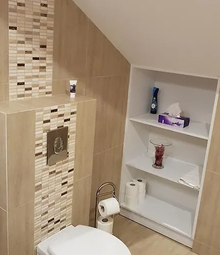 Tuenderlak Vendeghaz Apartament *